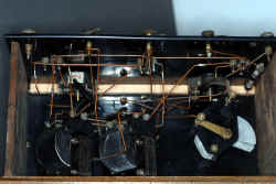 creo7 low.jpg (262990 byte)