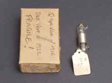 valQ valve low.jpg (181397 byte)